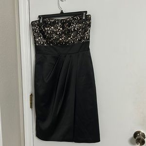 White House Black Market cocktail dress. Size 4